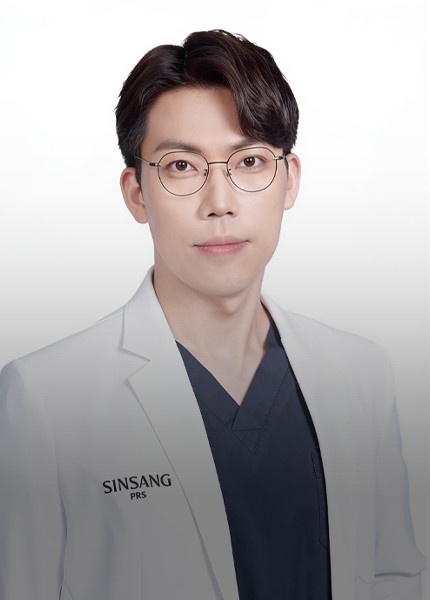 Dr. Yoon Hyun-sik