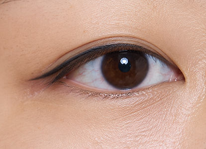 Eyeliner tattoo